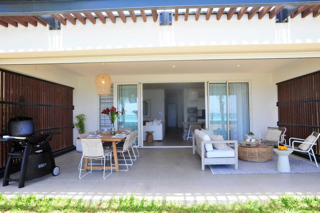 Obiches Luxury Beachfront Apartment Trou-Aux-Biches Exterior foto